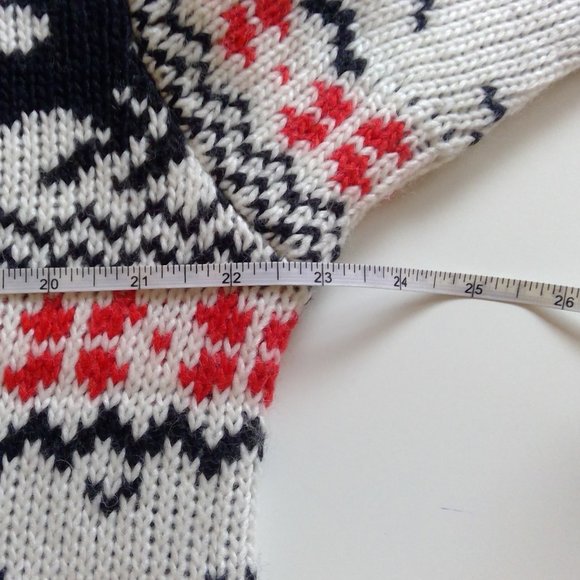 NWT cute Christmas sweater - H&M - Picture 4 of 6